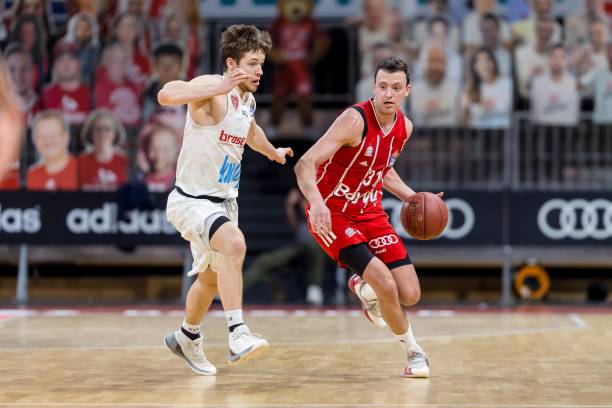 强赛这样高 强赛这样高