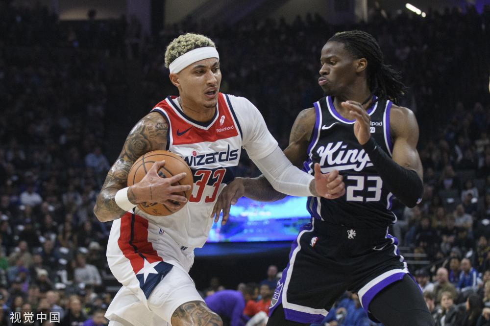 斯瓦泰克的 斯瓦泰克的